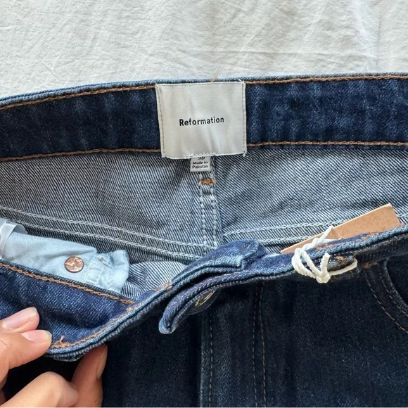 NWT Reformation Jax Stretch High Rise Straight Jeans‎ in Seneca in Size 30 - Picture 10 of 13